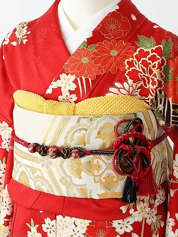 振袖0256 赤 花模様 鞠