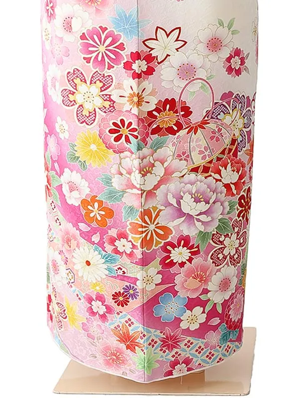 振袖0266 白 ピンク 鞠 花模様