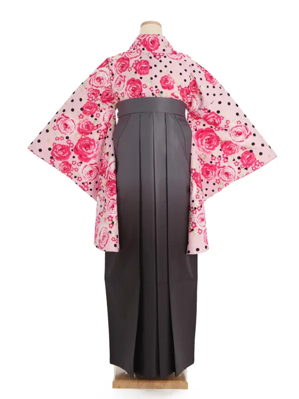 女性袴レンタル0773 ﾋﾟﾝｸﾊﾞﾗ×(着物のみAkina Minami)