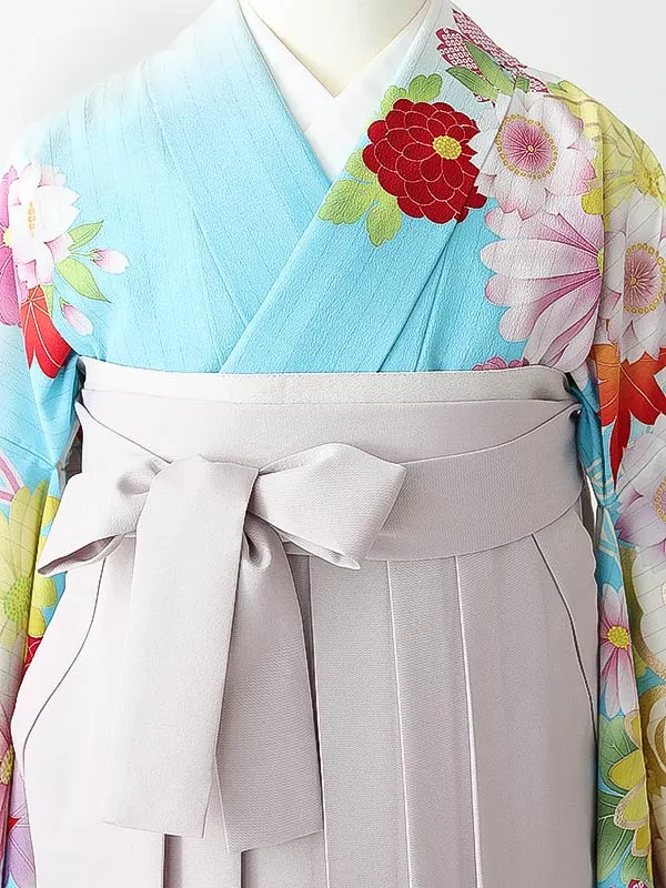 女性袴0788 【振袖袴セット】水色 レトロ 菊 ジャパンスタイル