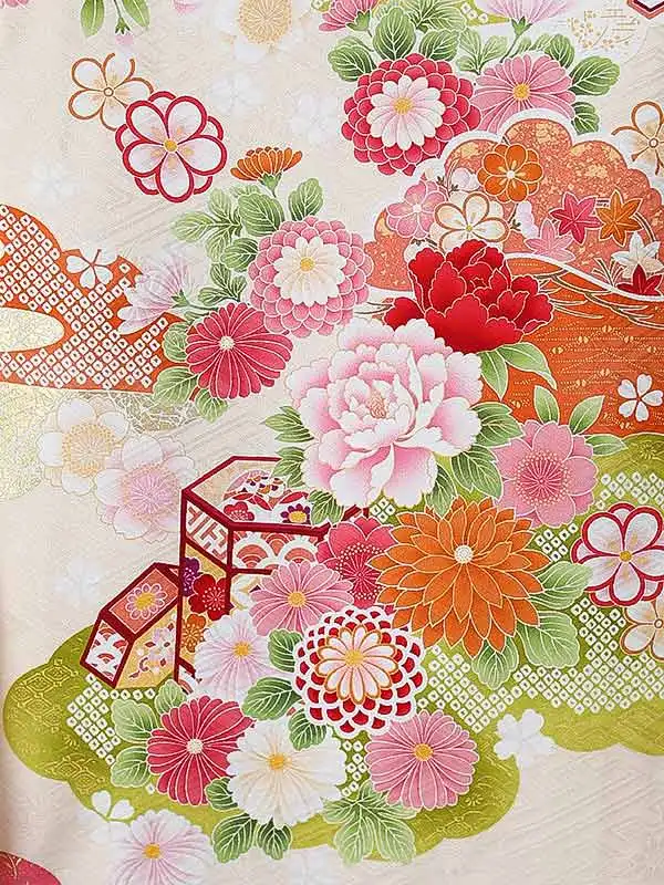 女児産着0181【正絹】クリーム 牡丹 花模様