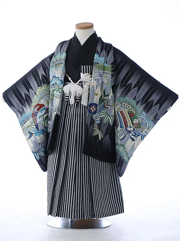 七五三（3男袴）3260 黒 矢絣 兜 　