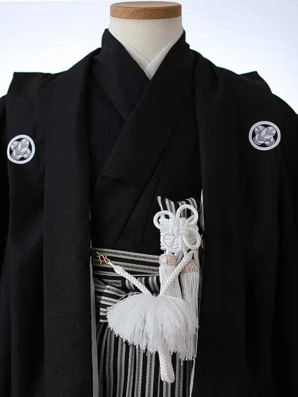 七五三（5男袴）5404 黒紋付 縦縞