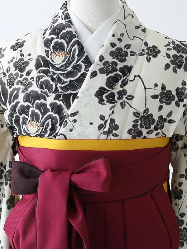 小学校卒業式ジュニア袴女0190 クリーム 黒 牡丹