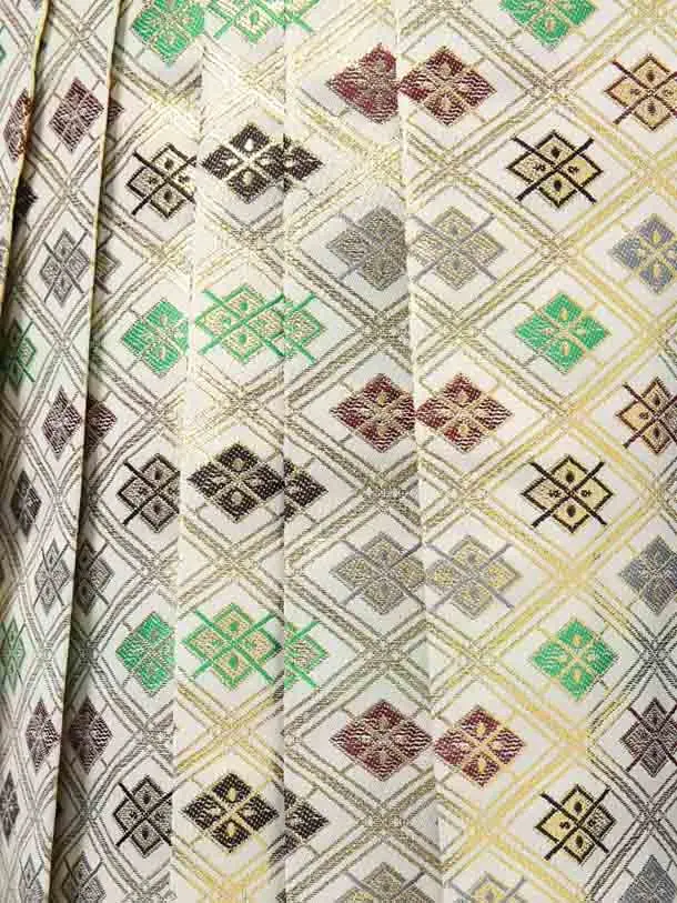 かんたん着物七五三（5歳男袴）レ325黒鷹に熨斗目松梅