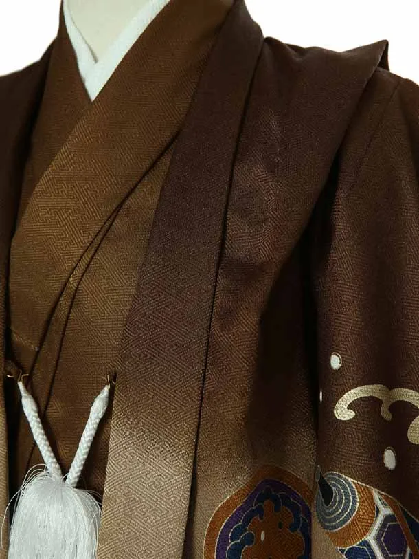 かんたん袴七五三（4歳5歳男袴）レ351茶に兜に波軍配巻物