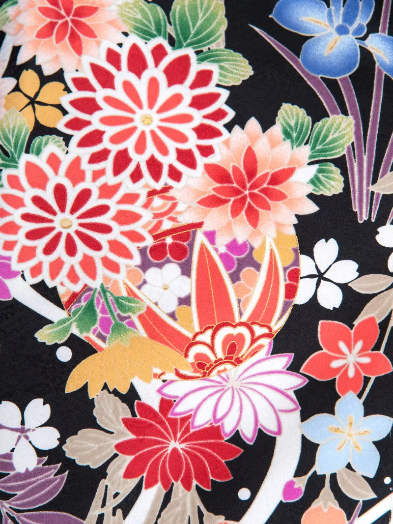 レンタル 卒業袴 二尺袖 0213 「黒地に四季花」×えんじ矢絣ボカシ刺繍袴　　