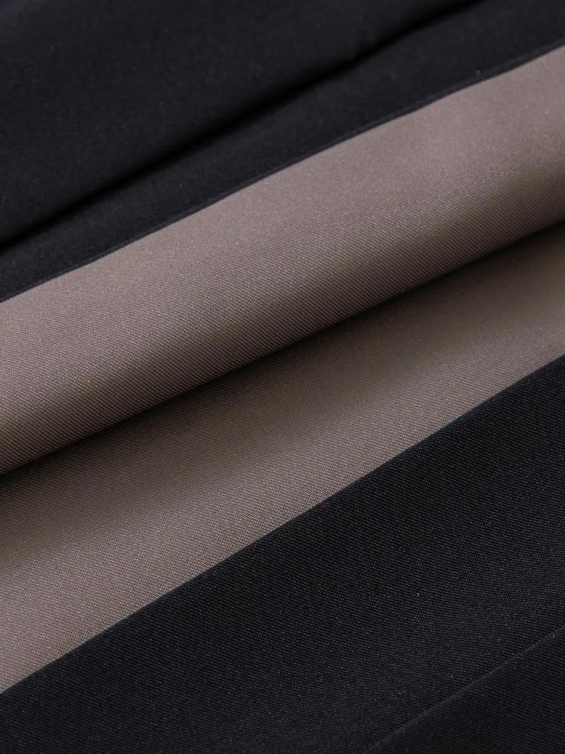 卒業袴 二尺袖 0710  「黒地に牡丹」バイカラー袴黒×グレー