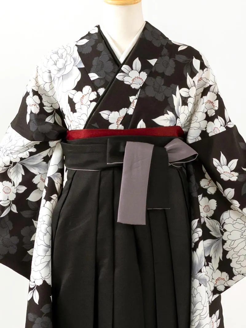 卒業袴 二尺袖 0710  「黒地に牡丹」バイカラー袴黒×グレー