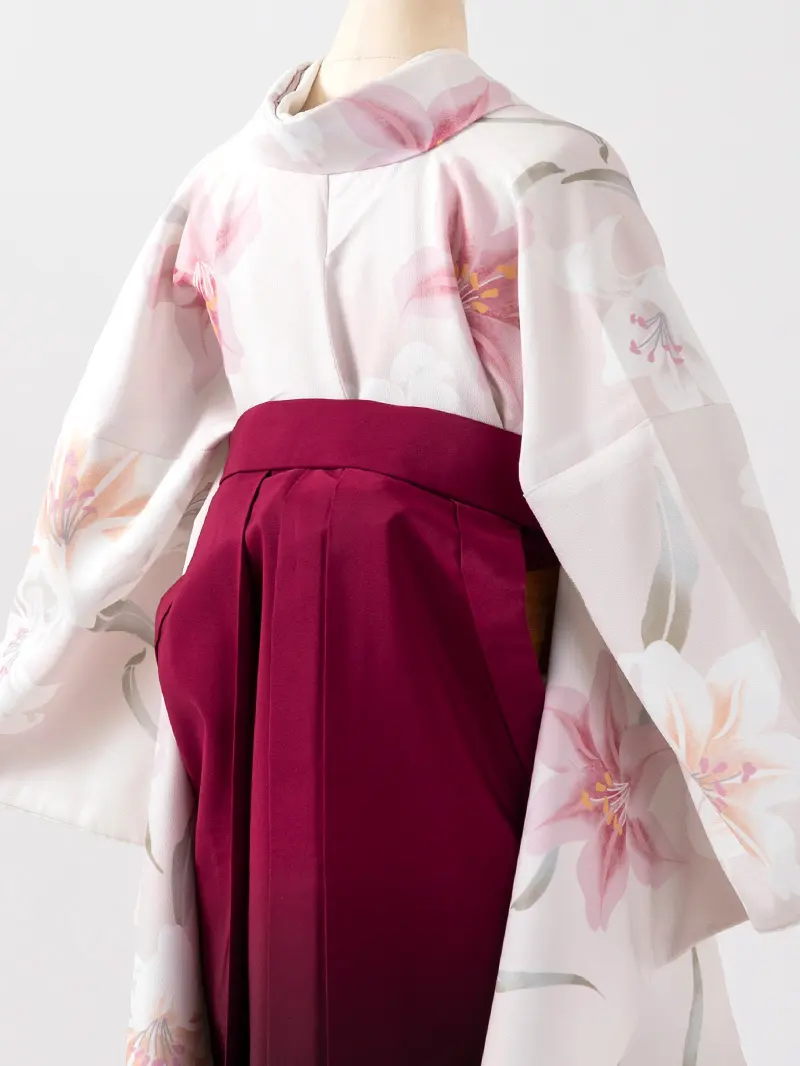 卒業袴 二尺袖 0712  「クリーム地に百合」ボカシ刺繍袴エンジ