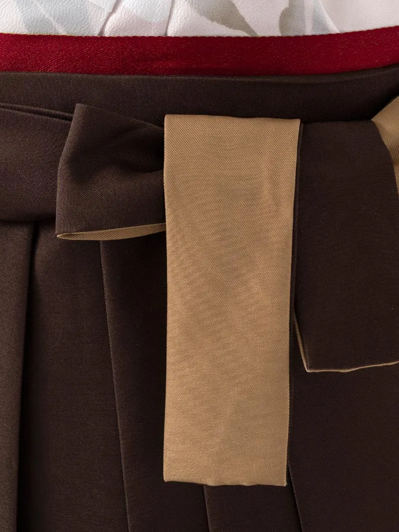 卒業袴 二尺袖 0713  「クリーム地に百合」バイカラー袴ブラウン