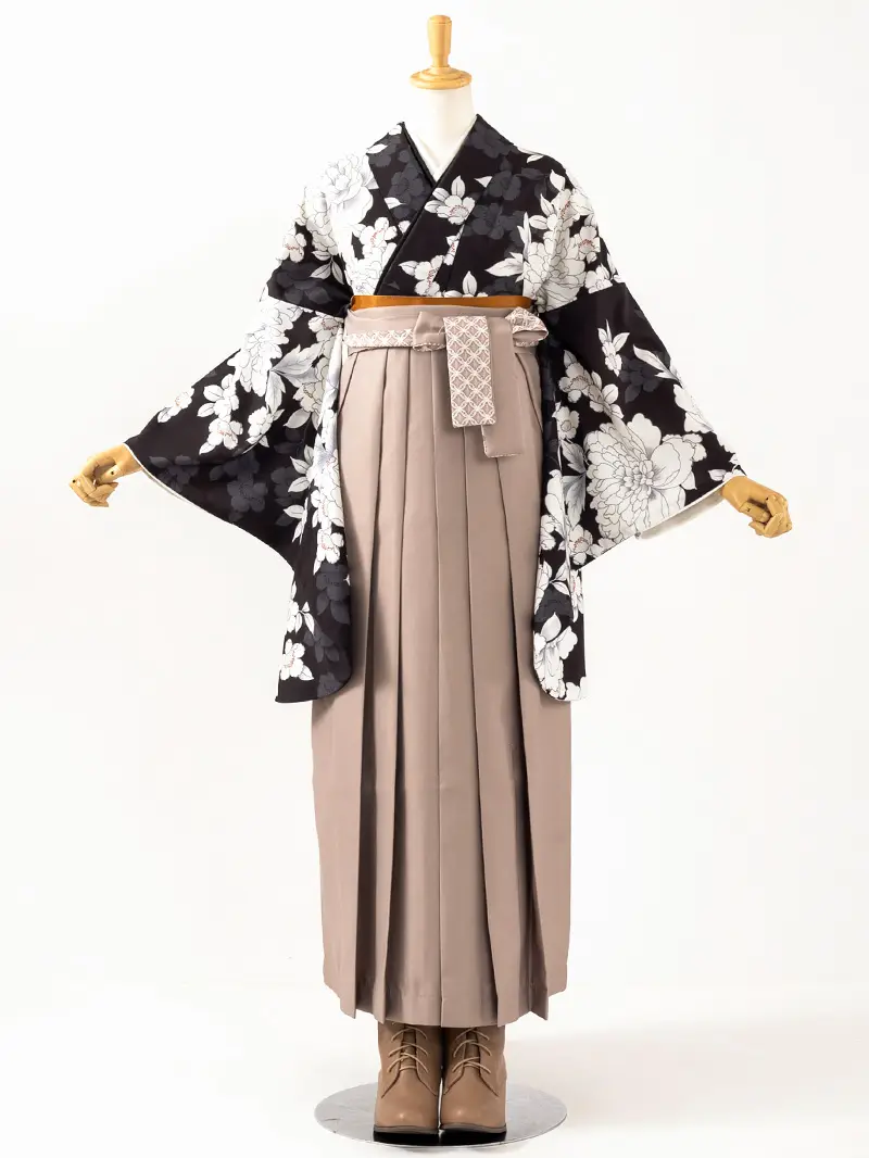 卒業袴 二尺袖 0714  「黒地に牡丹」レースプリント袴グレージュ