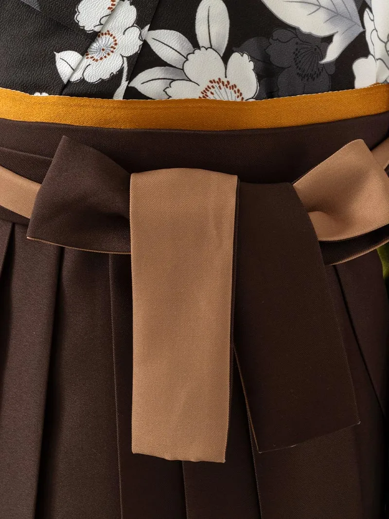 卒業袴 二尺袖 0715  「黒地に牡丹」バイカラー袴ブラウン