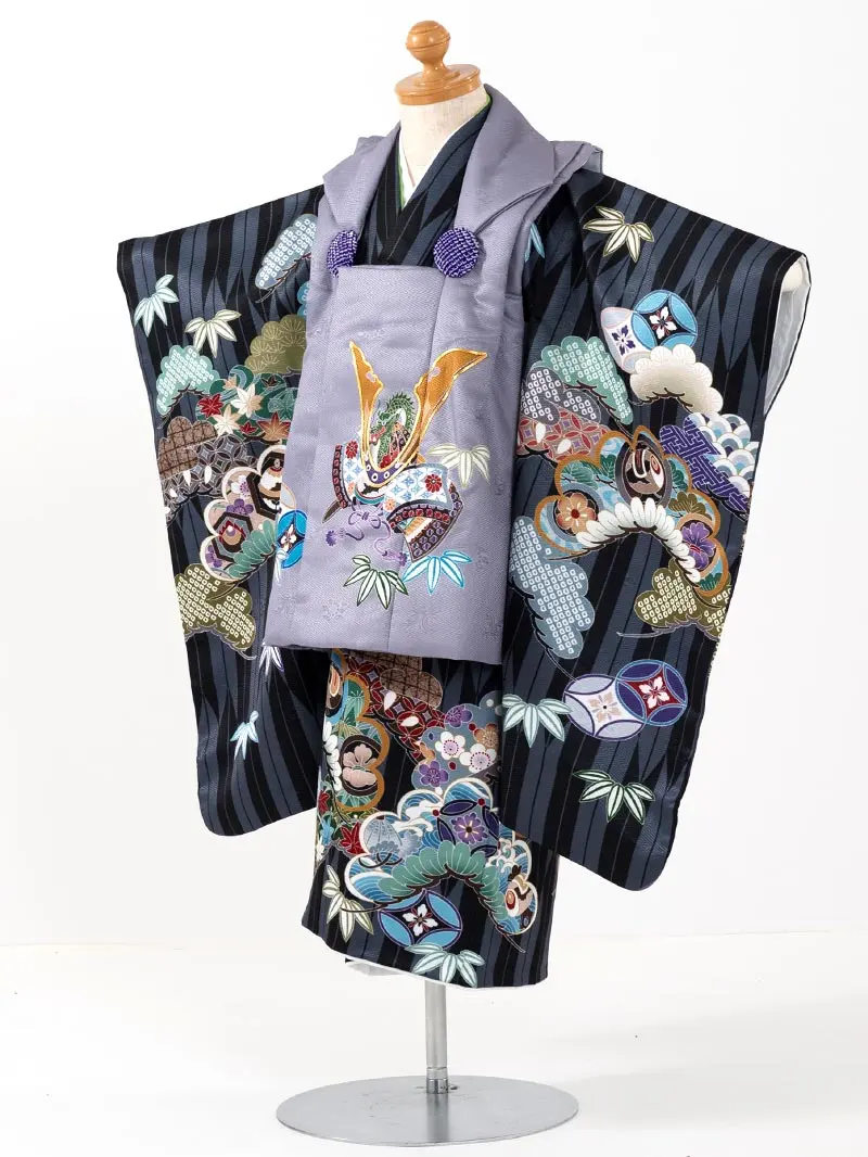 七五三 3歳男児被布 3341 矢絣に兜と龍 黒