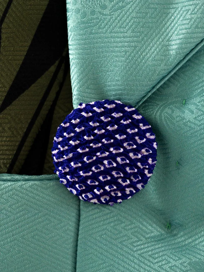 七五三 3歳男児被布 3342 矢絣に兜と龍 緑