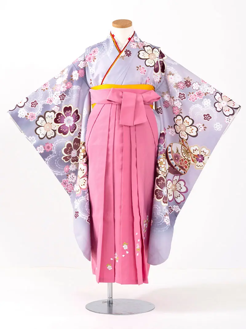 女児袴レンタル(7歳)0103 紫地に桜と鞠＆ピンク色刺繍袴