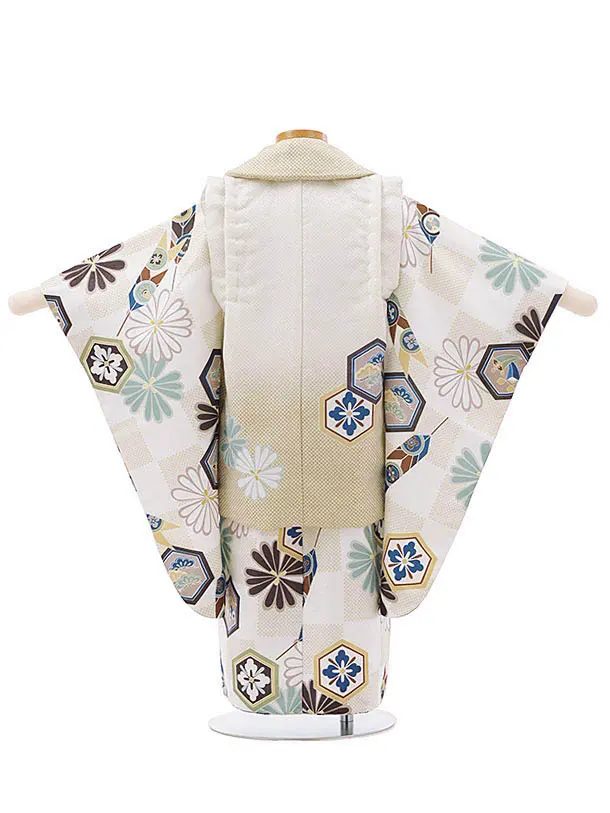 RENCA(2歳男児被布)2002金ぼかし 矢羽に鷹x白 市松 亀甲紋