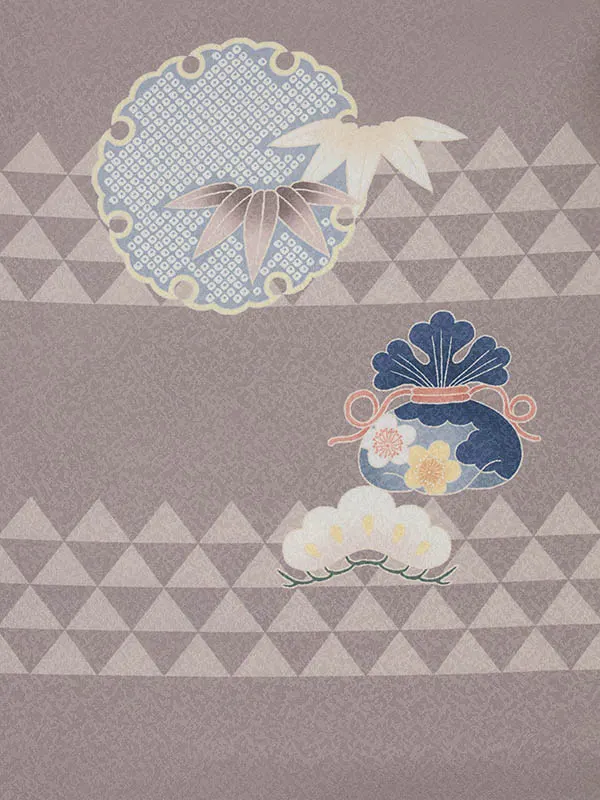 RENCA(2歳男児被布)2005オフホワイト 鷹x薄あずき 雪輪 鱗