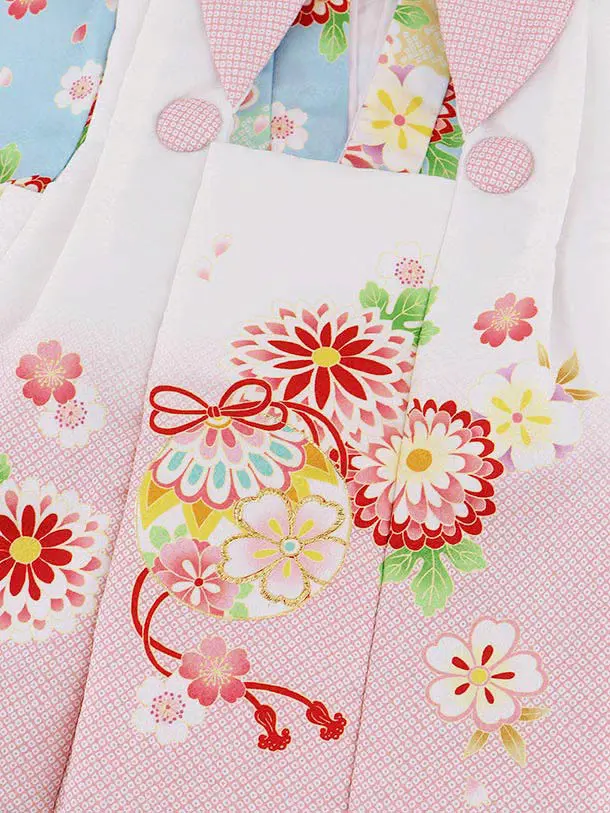 RENCA(2歳女児被布)2001白ピンクぼかし 鈴x水色 ねじり梅に菊