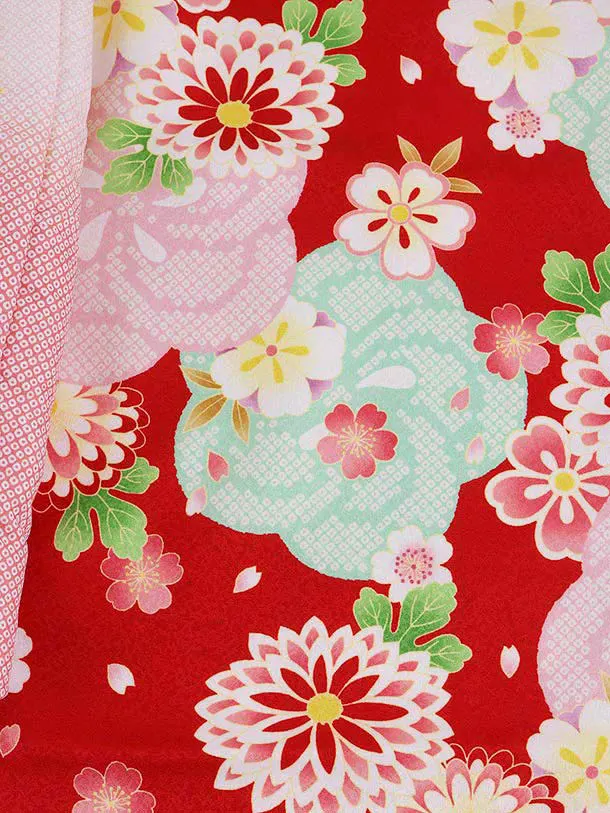RENCA(2歳女児被布)2003ピンクぼかし 鈴x赤 ねじり梅に菊