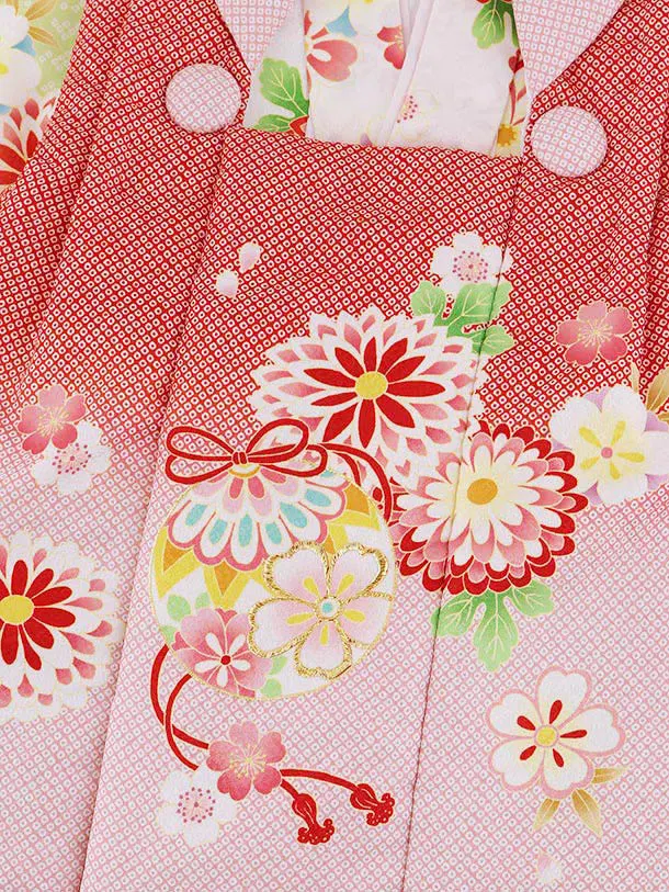 RENCA(3歳女児被布)3002赤ピンクぼかし 鈴x白 ねじり梅に菊