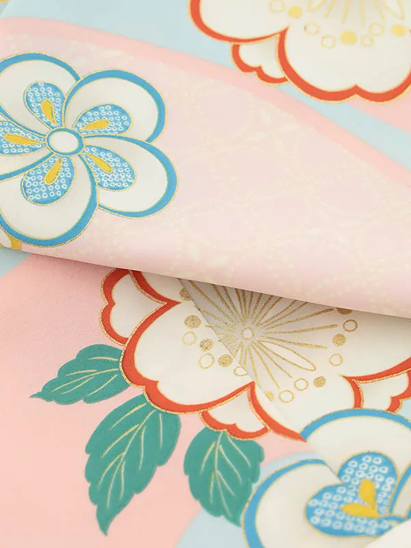 RENCA(3歳女児被布)3015白 椿x水色 ピンク扇面に桜