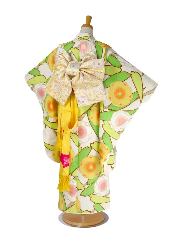 レンタル 7歳女児 四つ身 紅一点 黄色 白 花 No275