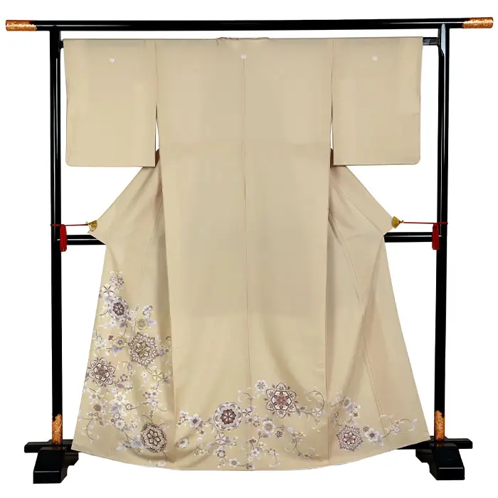 色留袖・黄系・五つ紋・五三の桐 0259