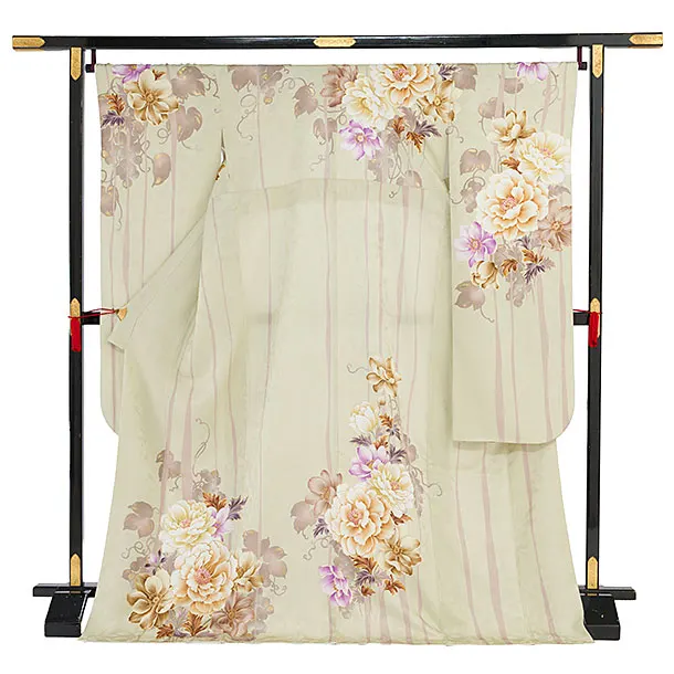 振袖レンタル 0002 薄緑  牡丹に葡萄