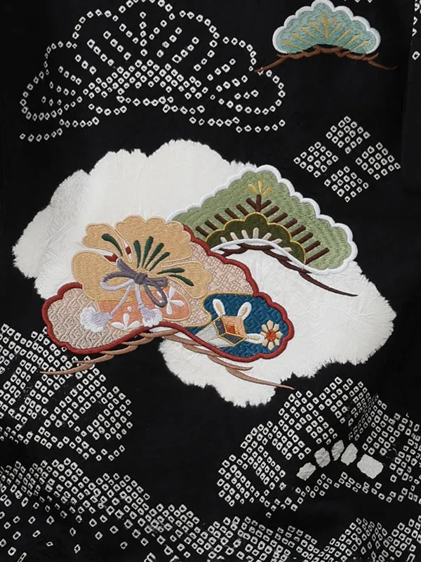 男児産着 1098 正絹 黒 本絞り 鷹に大松(刺繍）高級品
