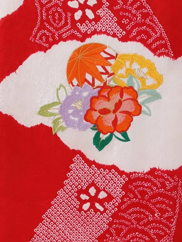 女児産着 2090 正絹 赤  本絞り 大熨斗に花車(刺繍）高級品