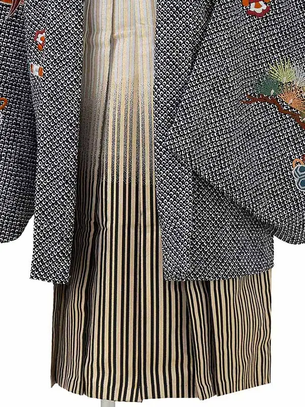 かんたん七五三男児4歳5歳 5592 黒 鹿の子 搾り調 鷹に宝船・富士/金縞