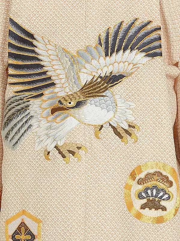 かんたん七五三男児4歳5歳5603ベージュ 鹿の子 鷹 刺繍/金 亀甲ぼかし