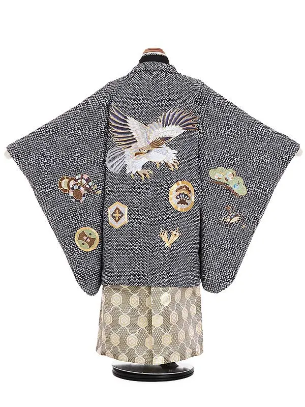 かんたん七五三男児7歳705A 黒 鹿の子 鷹 刺繍 /ベージュ 黒 亀甲