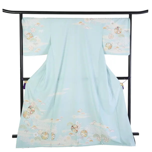 訪問着 水色 松にたちばな