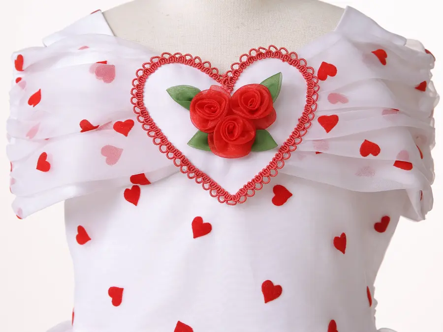 ＧＤ０６白にハートドット柄３才前後