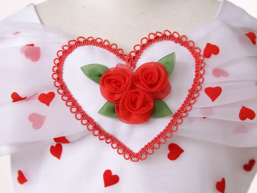 ＧＤ０６白にハートドット柄３才前後