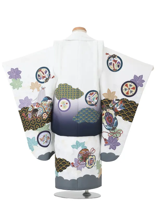 【刺繍】【絵羽】タカ扇面  白白