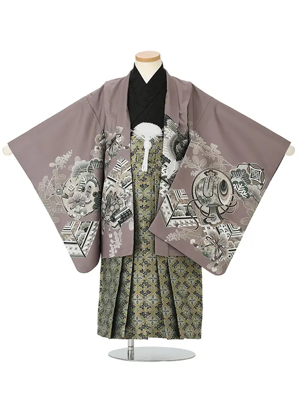 【刺?】タカに菱カブト　モカ　　着物黒