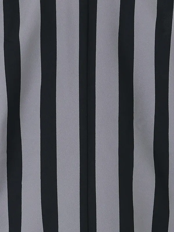 ストライプ　グレー黒　黒