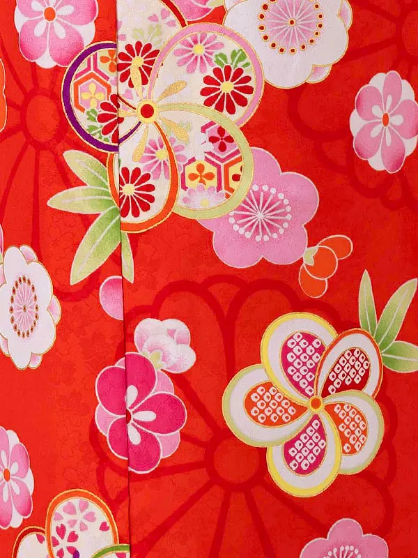 女児７才　小紋　ねじり梅　赤