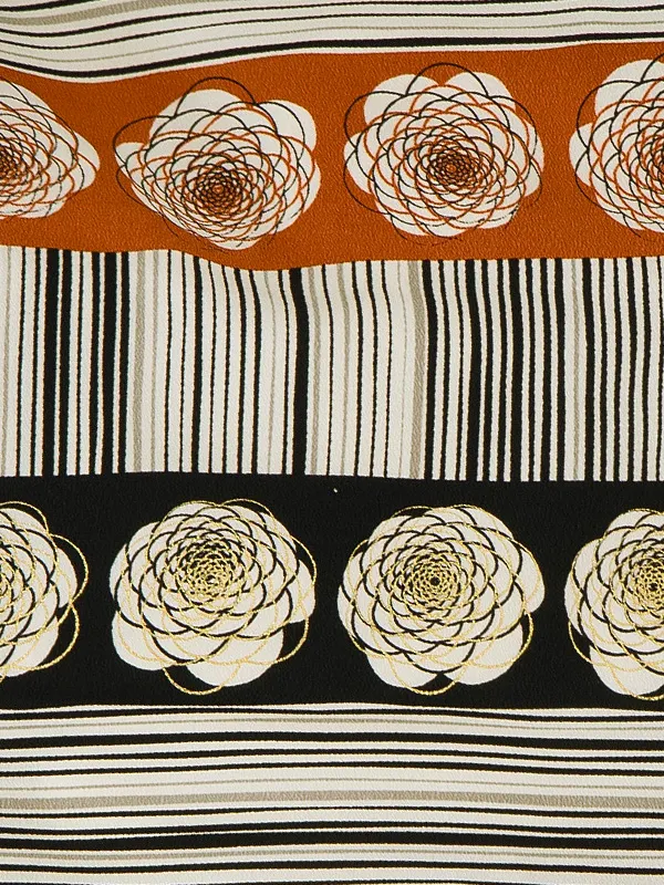 卒業袴レンタル A480 白地ばらモダン×エンジ小花袴