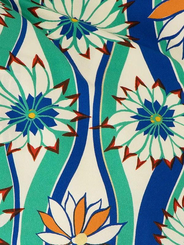 卒業袴レンタル A497 クリーム地流水菊×赤チェック袴