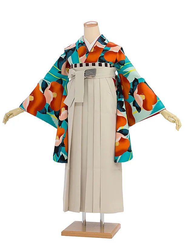 卒業袴レンタル A590 水色地大椿×淡ベージュ袴