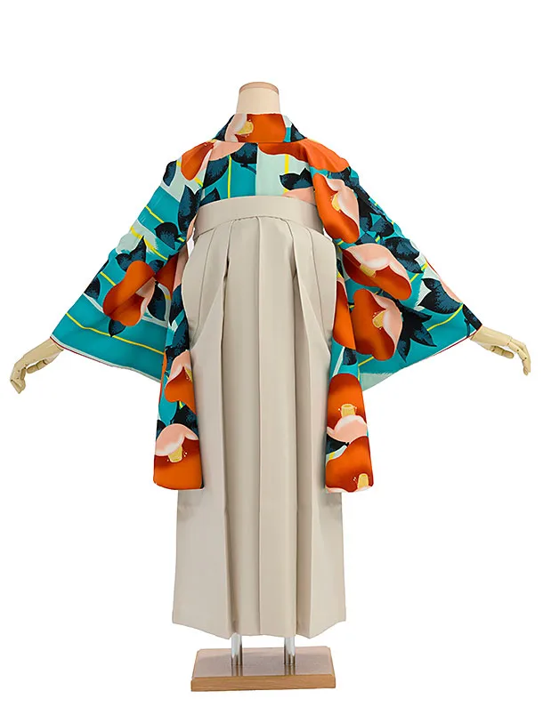 卒業袴レンタル A590 水色地大椿×淡ベージュ袴