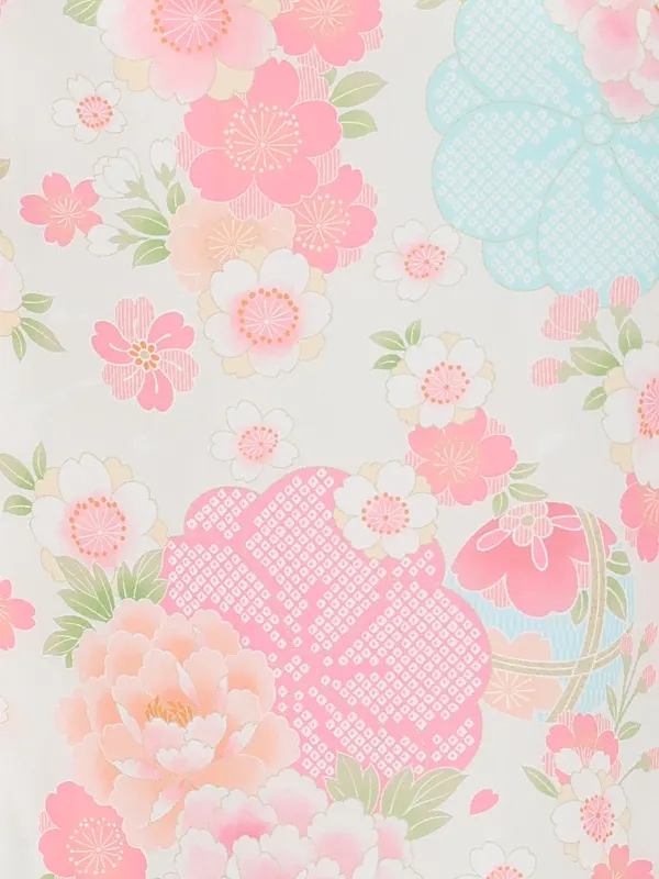 七五三(3歳女児被布)3375 白紗綾形文桜刺繍×白紗綾形文花づくし
