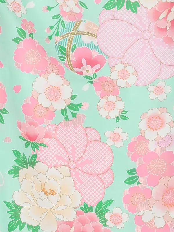 七五三(3歳女児被布)3376 白紗綾形文桜刺繍×ミント紗綾形文花づくし