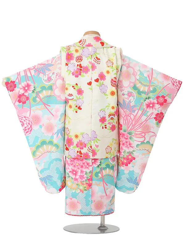七五三(3歳女児被布)3411 淡クリーム毬桜×水色花づくし