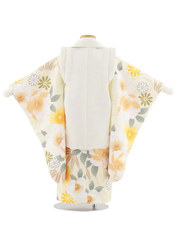 七五三(3歳女児被布)A104 オフホワイト花文×淡黄色紗綾形文ぼたん菊