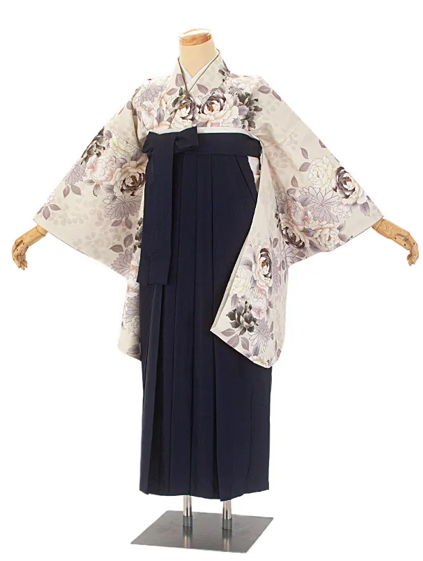 【ふくよかサイズ】卒業式袴 D0040 ベージュ牡丹×紺無地袴